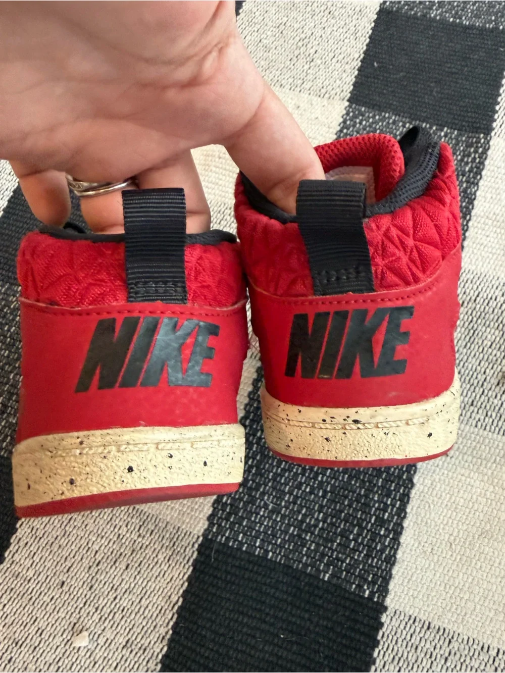 Nike Kids First Flight Toddler Black and Red High-Top Sneakers GUC Size 7C